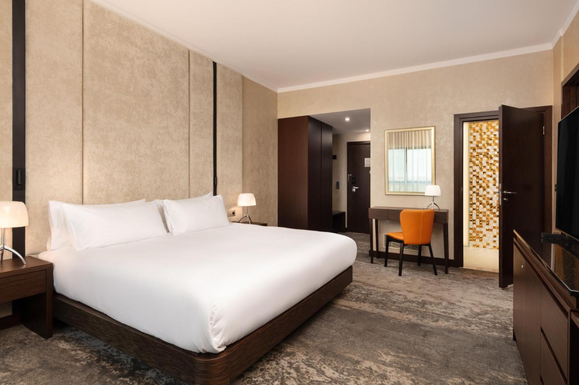 Doubletree By Hilton 4*