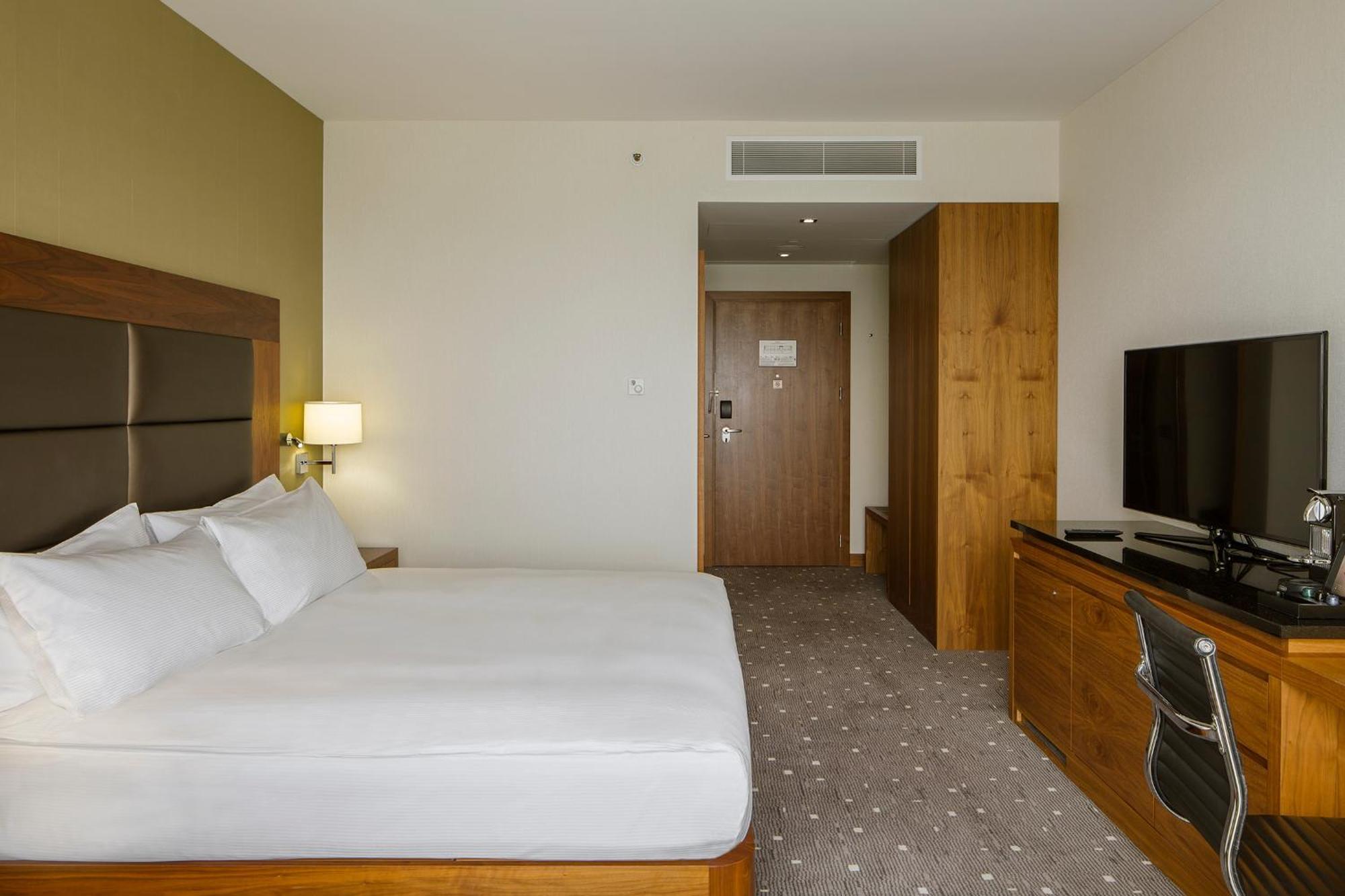 Doubletree By Hilton Hotel 4*